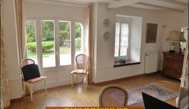 TAIC Immobilier, Tarn Aveyron Immobilier Caractere,, agence immobiliere cordes sur ciel, A vendre - TARN - 81 - Plateau Cordais : Superbe Mas du XIXième 200m2 avec piscine et dépendances sur 5200m2 de parc.