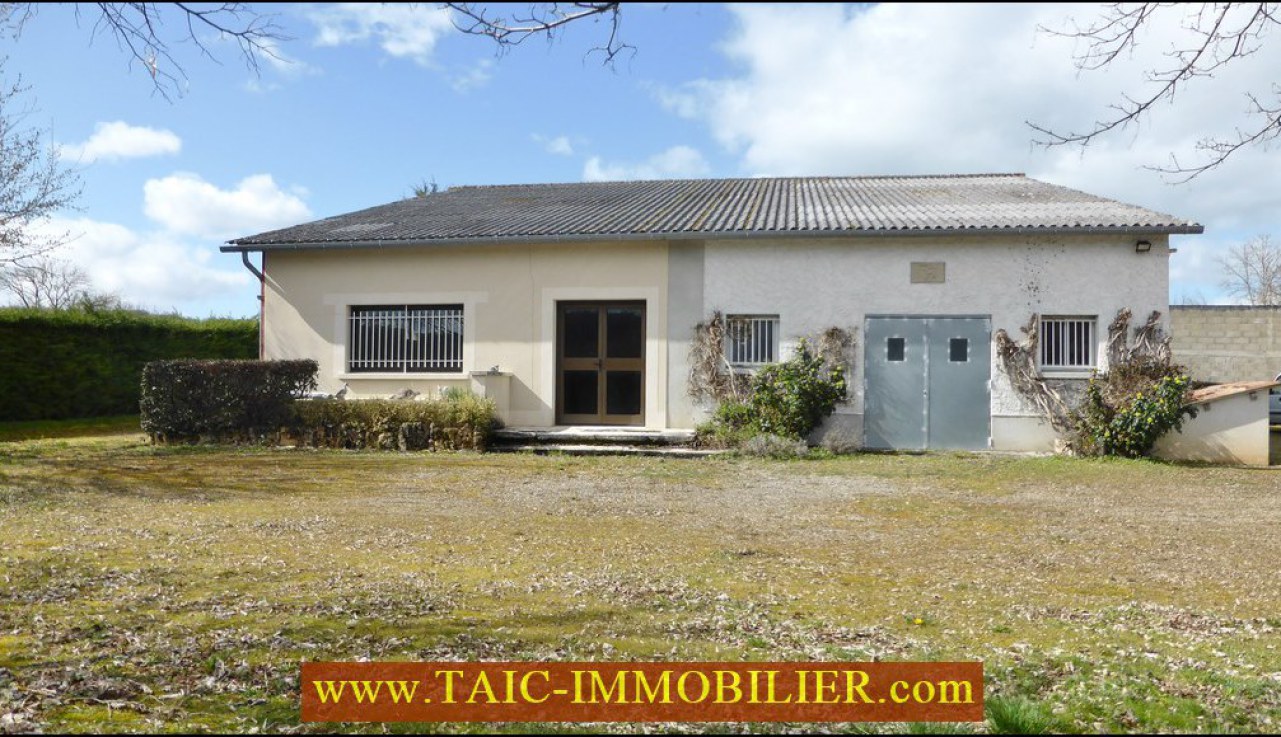 Avendre,12,Aveyron,terrain constructible,atelier artisanal,1 hectare,taic immobilier