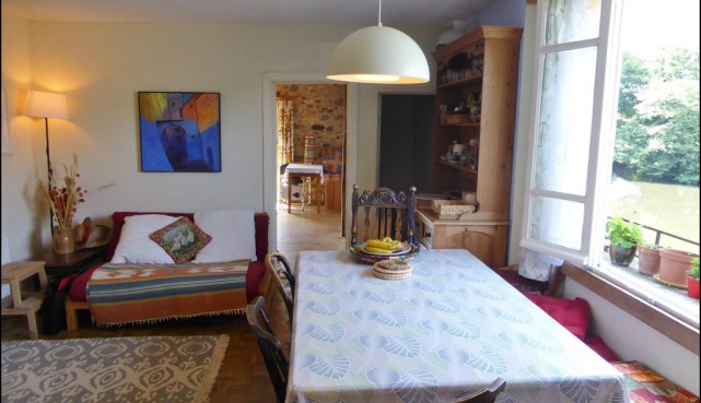 Saisissez un texte de remplacement ici. A vendre par TAIC Immobilier,charmante maison 100m2,4 chambres,riviere, rénovée,Tarn,Tarn aveyron immobilier caractere,agence immobiliere cordes sur ciel,realmont