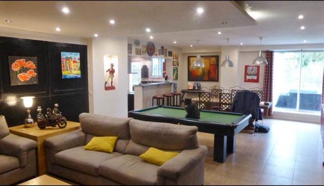 A vendre - 81 - TARN - Secteur Villefranche d'Albigeois - Jolie maison d'habitation 300m2 rénovée, piscine et dépendances, agence immobilière,cordes sur ciel,albi,alban,taic immobilier,tarn,aveyron,immobilier,caractere,charme,renove
