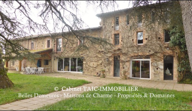 a vendre,tarn,lavaur,hectares,puits,maison de maitre,longere,maison de gardien,gite,chambre d'hote,grange,paririe,tarn,belle demeure,maison de caractere,taic immobilier,belle demeure, occitanie