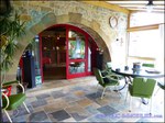A vendre par Tarn Aveyron Immobilier Caractere, secteur Millau, aveyron,Hameau à vocation touristique composé de 4 maisons idéalement situé au pied d'un château médiéval surplombant les Gorges du Tarn.