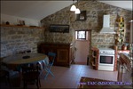 A vendre par Tarn Aveyron Immobilier Caractere, secteur Millau, aveyron,Hameau à vocation touristique composé de 4 maisons idéalement situé au pied d'un château médiéval surplombant les Gorges du Tarn.
