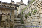 A vendre par Tarn Aveyron Immobilier Caractere, secteur Millau, aveyron,Hameau à vocation touristique composé de 4 maisons idéalement situé au pied d'un château médiéval surplombant les Gorges du Tarn.