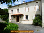 A vendre par TAIC Immobilier Graulhet Maison de Maître sur 7,5 hectares avec piscine et dépendances, boxes chevaux, prairie, puits