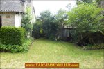 A vendre par Tarn Aveyron Immobilier Caractère, secteur Villefranche de Rouergue, La Fouillade,12, Aveyron, corps de ferme à rénover de 150m2 sur 4 hectares, dépendances,granges,prairie,calme,source,taic immobilier,agence immobilière cordes sur ciel