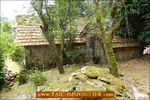 A vendre par Tarn Aveyron Immobilier Caractère, secteur Villefranche de Rouergue, La Fouillade,12, Aveyron, corps de ferme à rénover de 150m2 sur 4 hectares, dépendances,granges,prairie,calme,source,taic immobilier,agence immobilière cordes sur ciel
