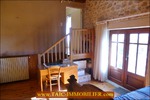 A vendre par TAIC immobilier, Tarn Aveyron Immobilier Caractère, agence immobilière Cordes sur Ciel, corps de ferme rénové 200m2, jardin 500m2, appartement indépendant, sud Villefranche de Rouergue,12,Aveyron.