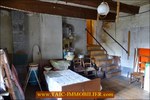 A vendre par TAIC Immobilier, Tarn Avyron Immobilier Caractère,12,Villefranche de Rouergue,Maison d'habitation,dépendances,puits,grange,garage