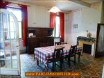A vendre par Tarn Aveyron Immobilier Caractère agence immobilière à cordes sur Ciel : 81 - TARN , Graulhet Belle maison de Maître 330m2 à rénover sur 7300m2 de parc aux arbres bicentenaires, dépendances 160m2. Proche centre ville