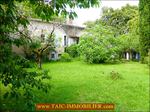 A vendre par Tarn Aveyron Immobilier Caractère agence immobilière à cordes sur Ciel : 81 - TARN , Graulhet Belle maison de Maître 330m2 à rénover sur 7300m2 de parc aux arbres bicentenaires, dépendances 160m2. Proche centre ville