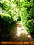 A vendre par Tarn Aveyron Immobilier Caractère agence immobilière à cordes sur Ciel : 81 - TARN , Graulhet Belle maison de Maître 330m2 à rénover sur 7300m2 de parc aux arbres bicentenaires, dépendances 160m2. Proche centre ville