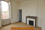 A vendre par Tarn Aveyron Immobilier Caractère,TAIC Immobilier, agence immobilière Cordes sur Ciel,Tarn,Gaillac, Maison Bourgeoise fin XVIIIiéme à rénover sur environ 250m2,garage 130m2,combles 100m2,centre village