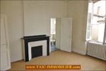 A vendre par Tarn Aveyron Immobilier Caractère,TAIC Immobilier, agence immobilière Cordes sur Ciel,Tarn,Gaillac, Maison Bourgeoise fin XVIIIiéme à rénover sur environ 250m2,garage 130m2,combles 100m2,centre village