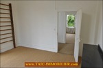 A vendre par Tarn Aveyron Immobilier Caractère,TAIC Immobilier, agence immobilière Cordes sur Ciel,Tarn,Gaillac, Maison Bourgeoise fin XVIIIiéme à rénover sur environ 250m2,garage 130m2,combles 100m2,centre village