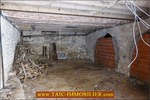 A vendre par Tarn Aveyron Immobilier Caractère,TAIC Immobilier, agence immobilière Cordes sur Ciel,Tarn,Gaillac, Maison Bourgeoise fin XVIIIiéme à rénover sur environ 250m2,garage 130m2,combles 100m2,centre village