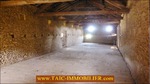a vendre,81,tarn,lautrec,corps de ferme,a renover,,hectare,puit,grange,four a pain,lac,taic immobilier,agence immobiliere cordes sur ciel,tarn aveyron immobilier caractere