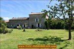 A vendre, 87,Secteur Limoges,poitier,bellac,vaste propriété sur 27 Hectares composée d'une maison d'habitation, dépendances, 19 boxes , carrière,puits,rond de longe, elevage a vendre,taic-immobilier,propriété equestre,paddocks,agence immobiliere tarn avey