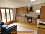 a vendre,taic immobilier,laguépie,82,tarn et garonne,maison d'architecte,haut de gamme,ensemble immobilier,prestations,piscine,gite,jacuzzi,salle de projection, agence immobiliere cordes sur ciel,albi,tarn aveyron immobilier caractere