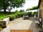 A vendre,taic immobilier,agence immobiliere occitanie,villefranche de rouergue,parisot,la fouillade,corps de ferme renové sur 130m2,dépendances,3200m2 de terrain,potager,puits,calme,charme,terrasse,tarn aveyron immobilier caractère
