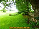 A vendre,taic immobilier,agence immobiliere occitanie,villefranche de rouergue,parisot,la fouillade,corps de ferme renové sur 130m2,dépendances,3200m2 de terrain,potager,puits,calme,charme,terrasse,tarn aveyron immobilier caractère