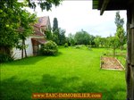 A vendre,taic immobilier,agence immobiliere occitanie,villefranche de rouergue,parisot,la fouillade,corps de ferme renové sur 130m2,dépendances,3200m2 de terrain,potager,puits,calme,charme,terrasse,tarn aveyron immobilier caractère