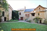 a vendre, bel ensemble immobilier,pigeonnier,maison d'amis,piscine,Mémer,villefranche de rouergue, bel maison rénovée,parc,calme,aveyron,12,taic immobilier,tarn aveyron immobilier caractère,agence immobilière cordes sur ciel,colombage