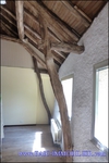 A vendre par TAIC Immobilier agence immobilière à cordes sur ciel, secteur Cordes sur Ciel propriété de 860m2 sur 5 hectares, cuisine pro, salle de restaurant, puits.