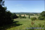 A vendre par TAIC Immobilier agence immobilière à cordes sur ciel, secteur Cordes sur Ciel propriété de 860m2 sur 5 hectares, cuisine pro, salle de restaurant, puits.