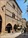  a vendre,cordes sur ciel,tarn,cité medievale,demeure,maison,immeuble, du XIIIème,13ième,monument historique,450m2,jardin,escalier à vis,fenetre a menaux,jolie vue,81170,gite,chambre d'hote,calme,taic immobilier