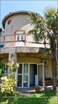 A vendre Secteur Castres. Propriété de 300m2 sur 7 hectares. Piscine, 10 boxes. Vue dominante sur une petite vallée au calme,TAIC immobilier,demeures et caractere