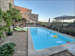 A vendre, Cordes sur Ciel,  Demeure du XVème rénovée 200m2, Piscine, Jardin arboré, Superbe vue sur la Vallée, puits,garage,
