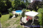 A vendre Cordes sur ciel belle Maison en pierre blanche sur 220m2 et 1 hectare de parc et prairie. Piscine.