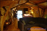 A vendre Cordes sur ciel belle Maison en pierre blanche sur 220m2 et 1 hectare de parc et prairie. Piscine.