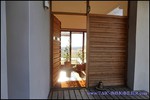 A vendre par TAIC Immobilier agence immobilière en ligne secteur Albi / Gaillac Villa d'architecte plain-pied sur 160m2 et 3000m2 de terrain en situation dominante.