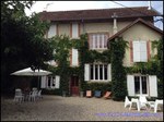 A vendre par TAIC Immobilier - Graulhet - Maison de maitre sur 250m2 avec piscine, centrale photovoltaique,jardin,beaux éléments,tarn,81