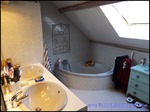 A vendre par TAIC Immobilier, Villefranche de rouergue maison d'architecte de 200m2 et sous sol 120m2,piscine,pool house,terrain 3250m2,12,aveyron