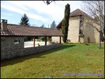 A vendre par TAIC Immobilier, Villefranche de rouergue maison d'architecte de 200m2 et sous sol 120m2,piscine,pool house,terrain 3250m2,12,aveyron