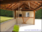 A vendre par TAIC Immobilier, Villefranche de rouergue maison d'architecte de 200m2 et sous sol 120m2,piscine,pool house,terrain 3250m2,12,aveyron