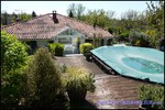 A vendre par TAIC Immobilier - Albi - Villa de 115m2 et ses 2 gites independants sur 850m2 de terrain avec piscine, garage,puits, au calme.