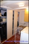 A vendre par TAIC Immobilier à Castres Grande longère de 1000m2 sur 8900m2 de terrain comprenant partie privative, 7 studios et dépendances,puit,lavoir.