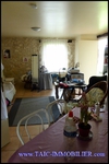 A vendre par TAIC Immobilier à Castres Grande longère de 1000m2 sur 8900m2 de terrain comprenant partie privative, 7 studios et dépendances,puit,lavoir.