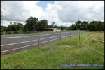 A vendre par TAIC-Immobilier agence immobilière à Cordes sur Ciel, propriété de 400m2 à Albi avec carrière, 13 boxes,dépendances,puits, sur 27 hectares