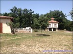 A vendre secteur albi par TAIC immobilier, agence immobiliere à cordes sur ciel, Demeure de prestige sur environ 1400m2 de batiments comprenant : Maison de maître et 3 autres maisons, bergerie, pigeonniers etc... sur 15 hectares