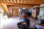 A vendre par TAIC Immobilier Secteur Cuq-Toulza Belle longère de 350m2 avec son gite de 60m2 dépendances sur 2 hectares en situation dominante.