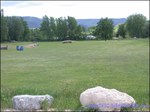 A vendre par TAIC Immobilier A vendre Secteur Avignon : Domaine équestre sur 15Ha permettant l'exploitation en écurie de propriétaires, poneys club, haras, commerce de chevaux. Superbes installations ! Manège, 4 Carrières , maison de maître etc