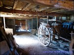 A vendre par TAIC-Immobilier Entre Castres et Réalmont Superbe corps de ferme de 350m2 avec sa maison de gardien et dépendances sur 19 hectares .Granges, Auvents, Puits,Calme